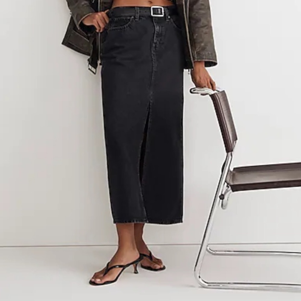 Madewell Denim Mid-Rise Maxi Skirt in Lunar Wash size 27